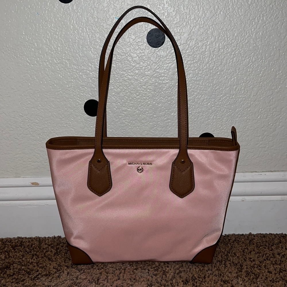 New Michael Kors Light Pink Eva Small Tote Bag